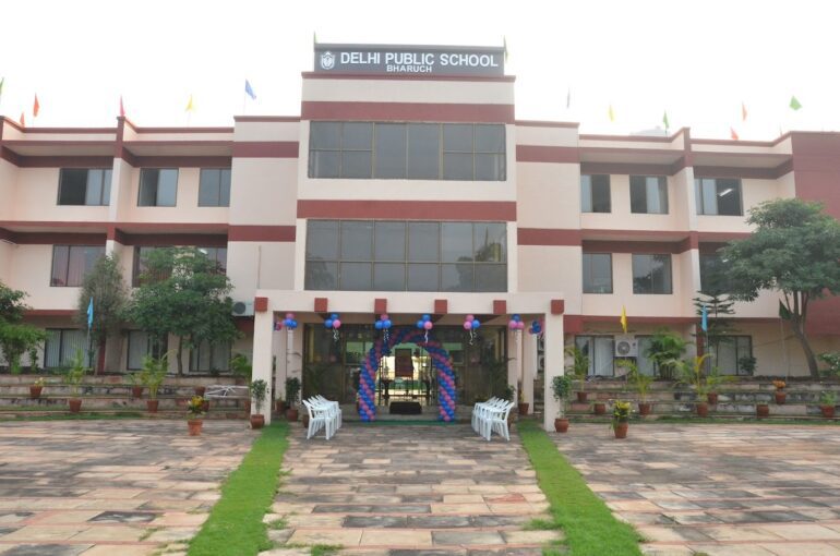 best school in bharuch